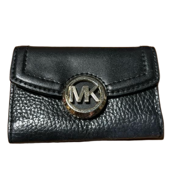 Michael Kors Key Card Holder - Picture 1 of 7